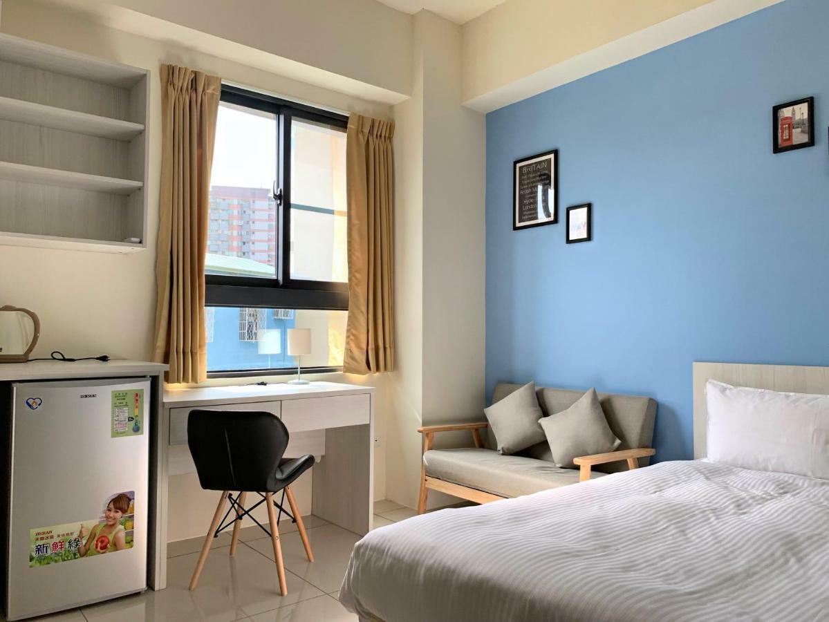 Adagio Hostel Taichung Buitenkant foto