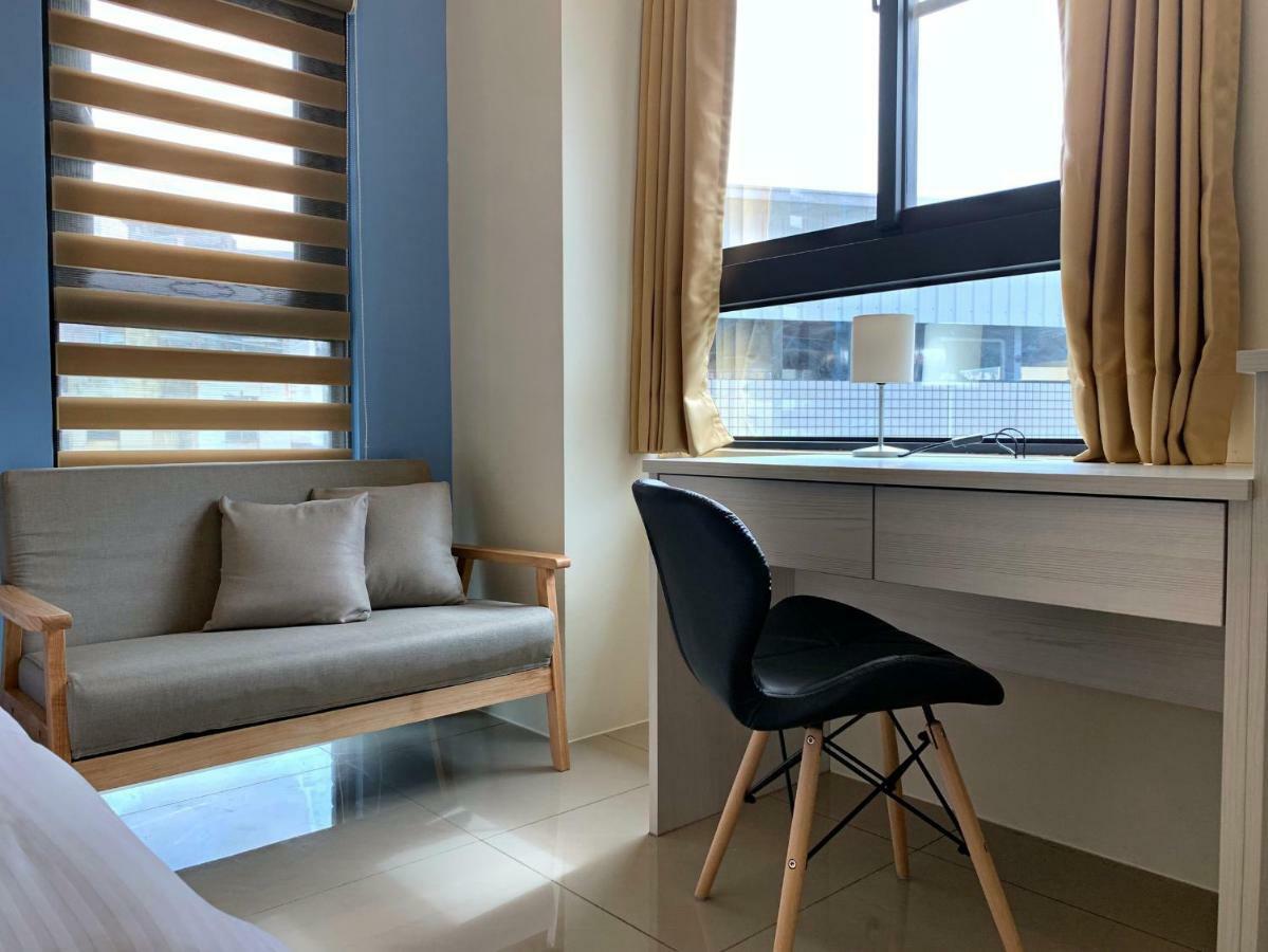 Adagio Hostel Taichung Buitenkant foto