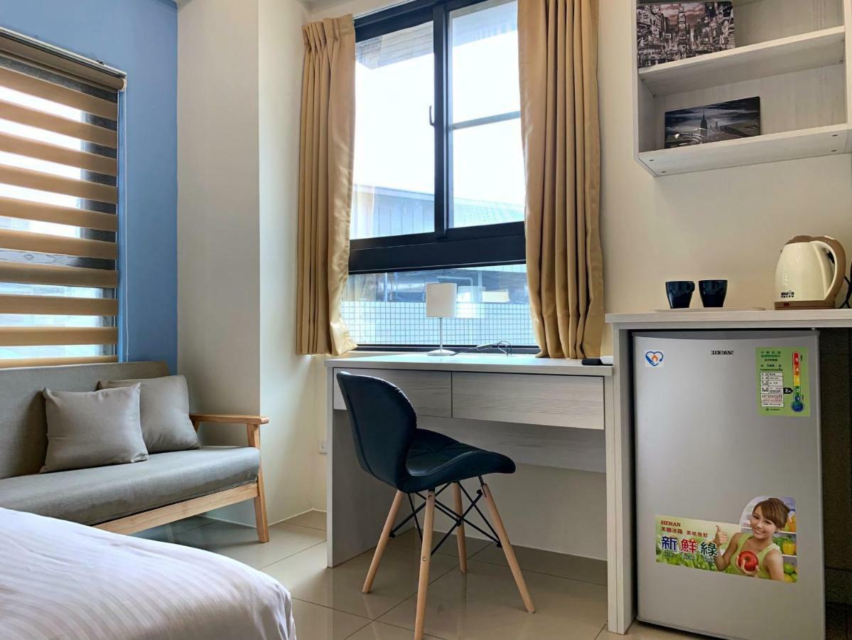Adagio Hostel Taichung Buitenkant foto
