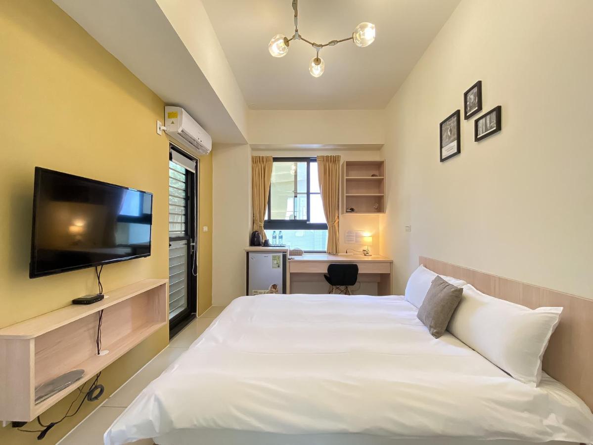 Adagio Hostel Taichung Buitenkant foto