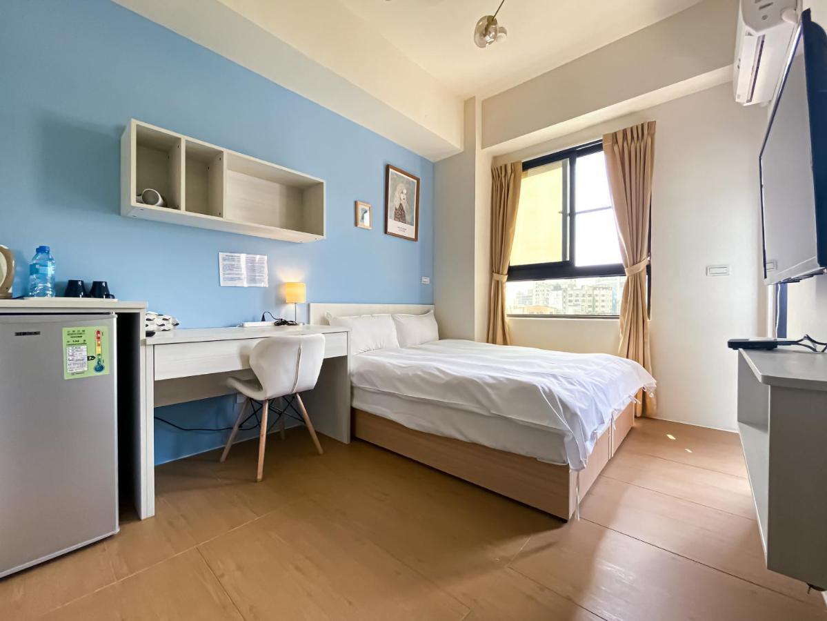 Adagio Hostel Taichung Buitenkant foto