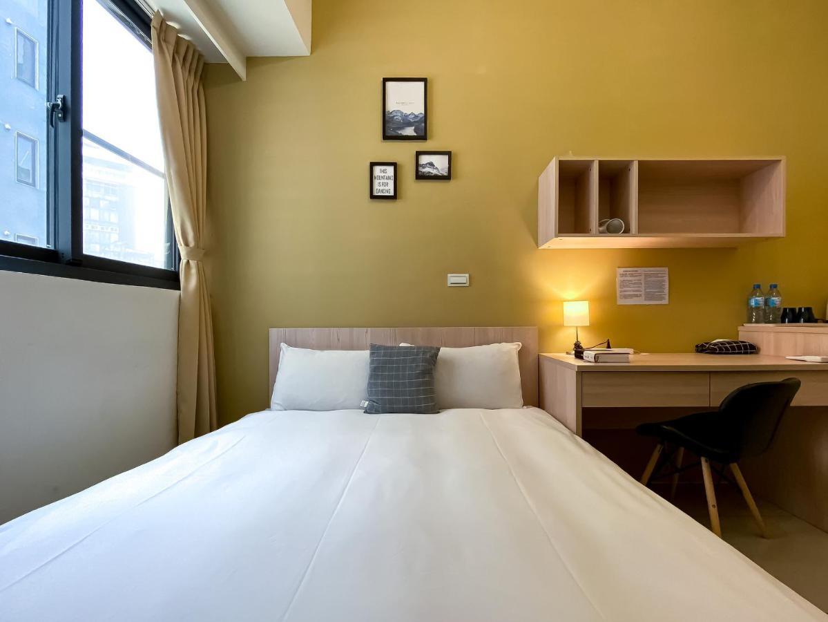 Adagio Hostel Taichung Buitenkant foto