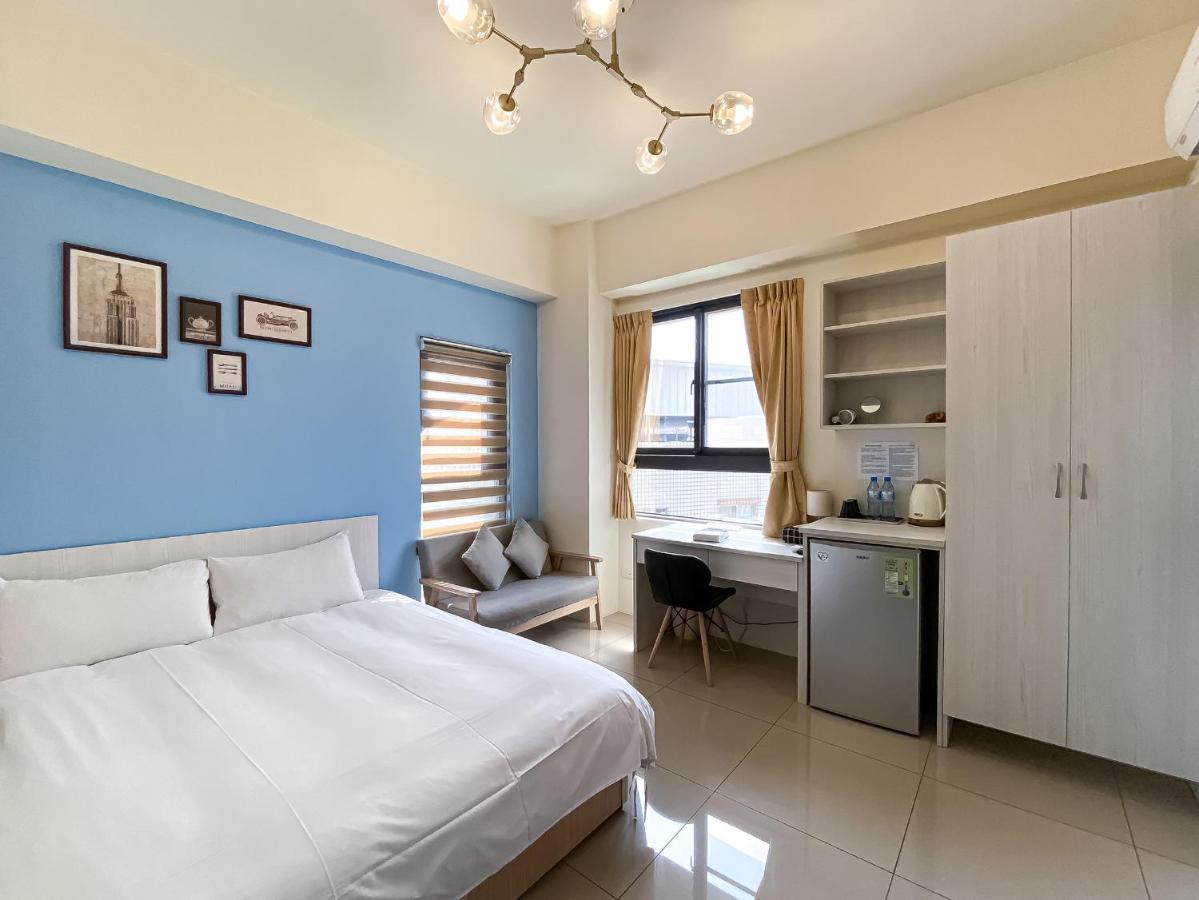 Adagio Hostel Taichung Buitenkant foto