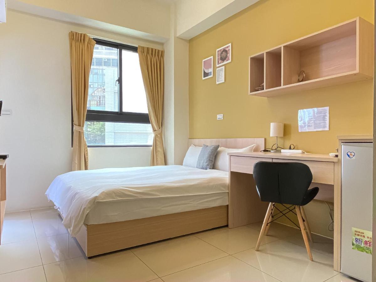 Adagio Hostel Taichung Buitenkant foto