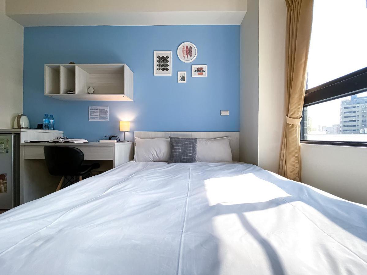 Adagio Hostel Taichung Buitenkant foto