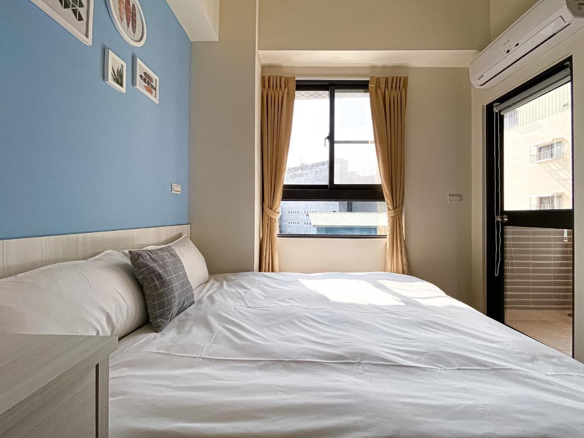 Adagio Hostel Taichung Buitenkant foto