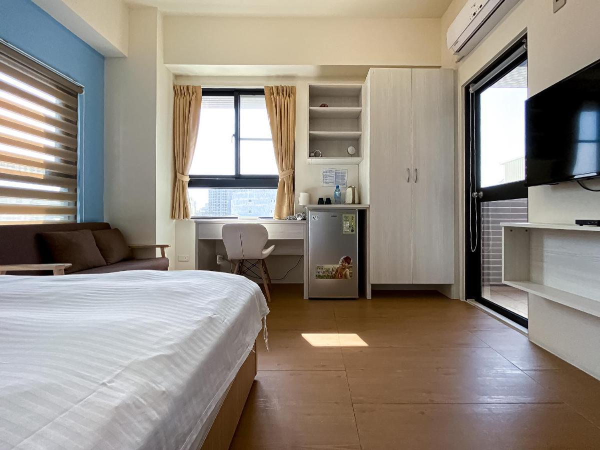 Adagio Hostel Taichung Buitenkant foto
