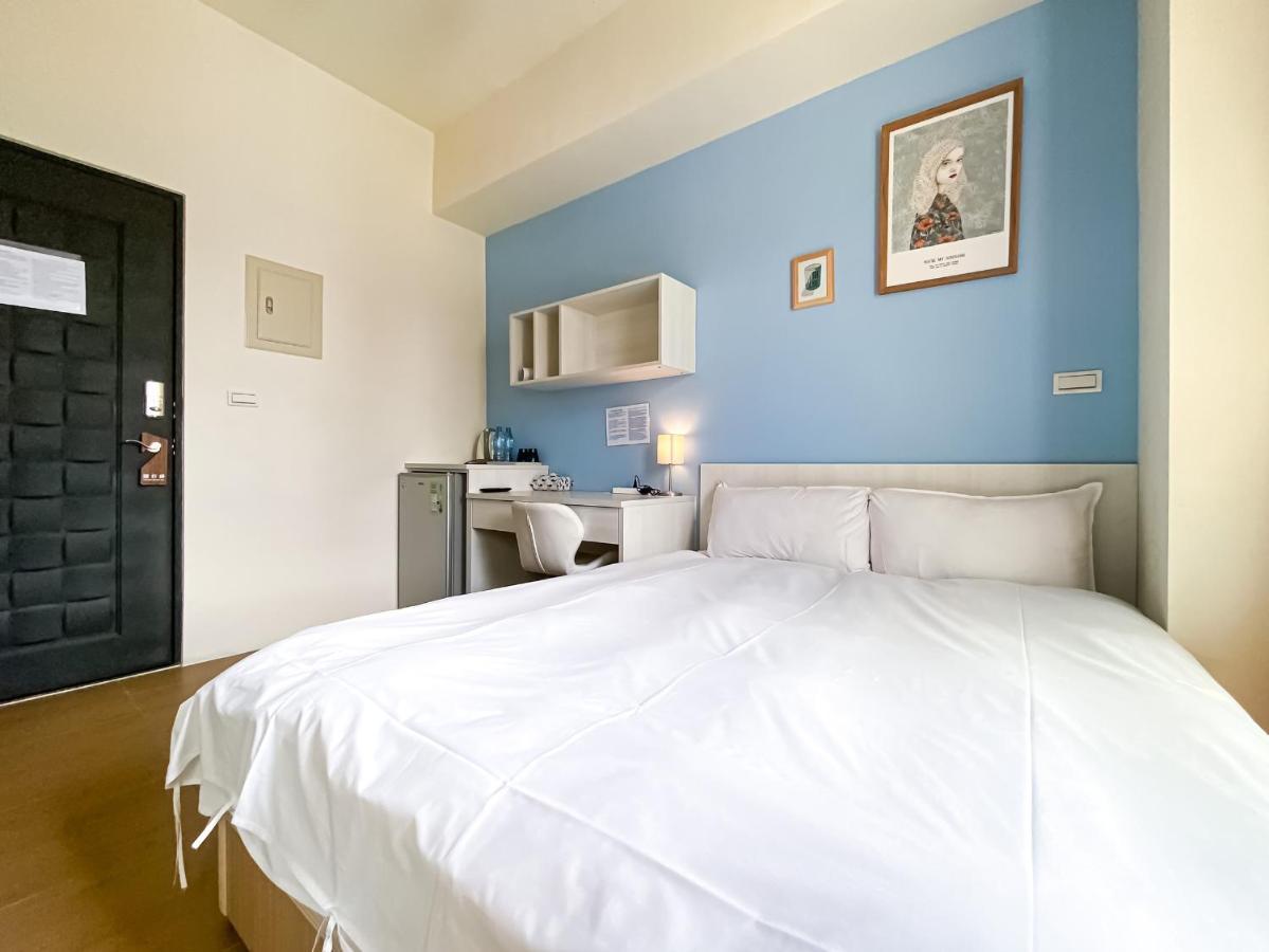 Adagio Hostel Taichung Buitenkant foto