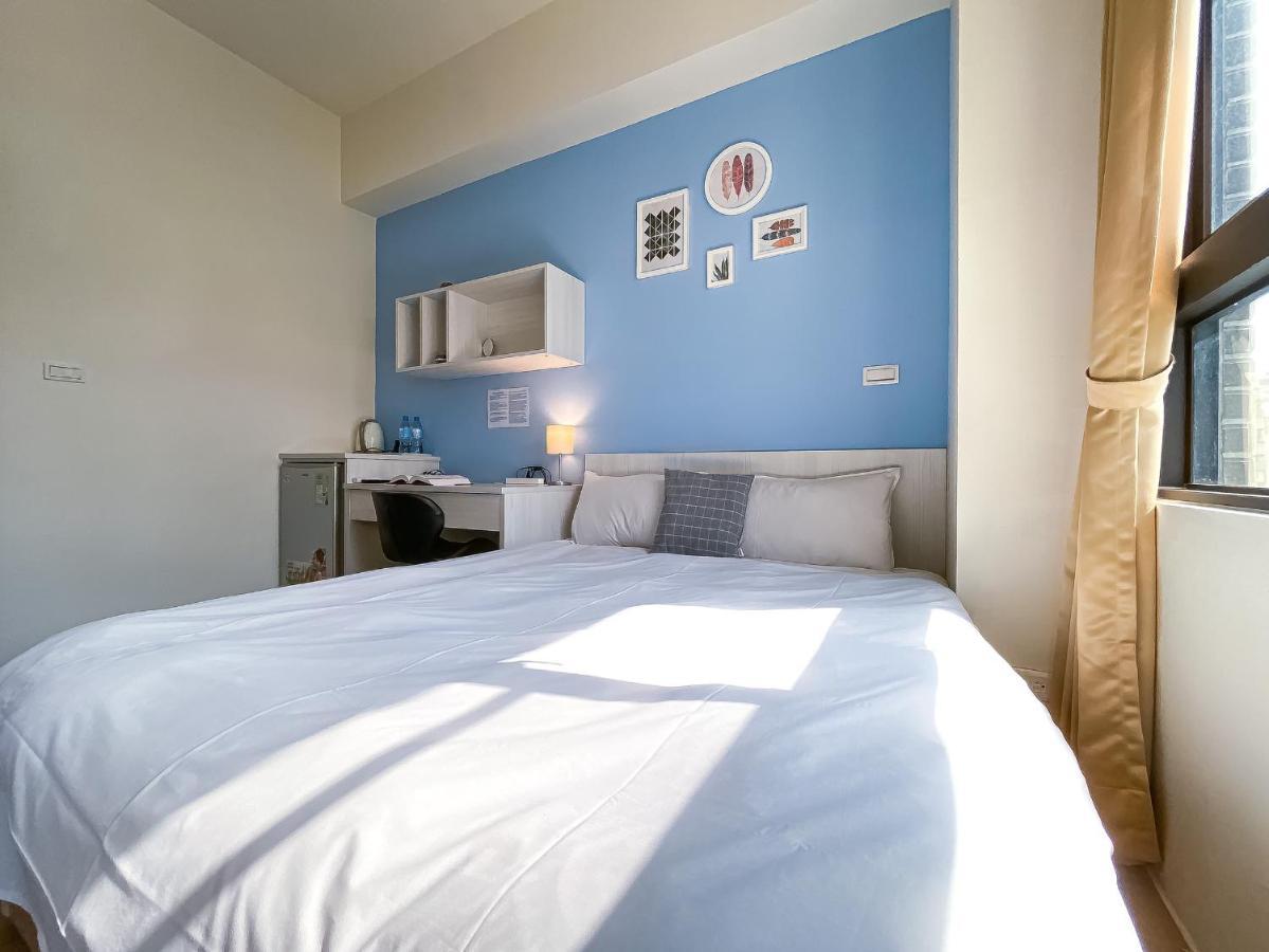 Adagio Hostel Taichung Buitenkant foto