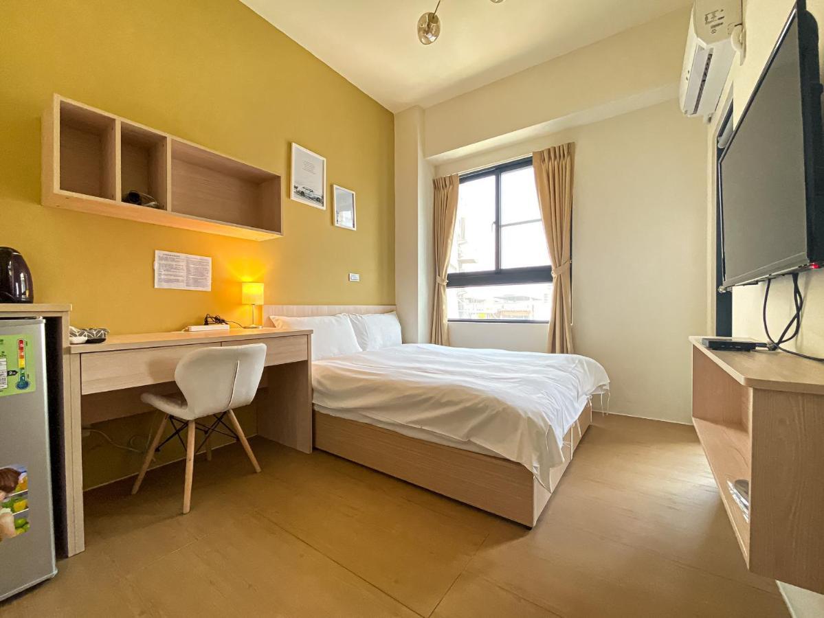 Adagio Hostel Taichung Buitenkant foto