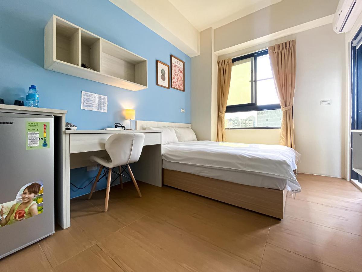 Adagio Hostel Taichung Buitenkant foto