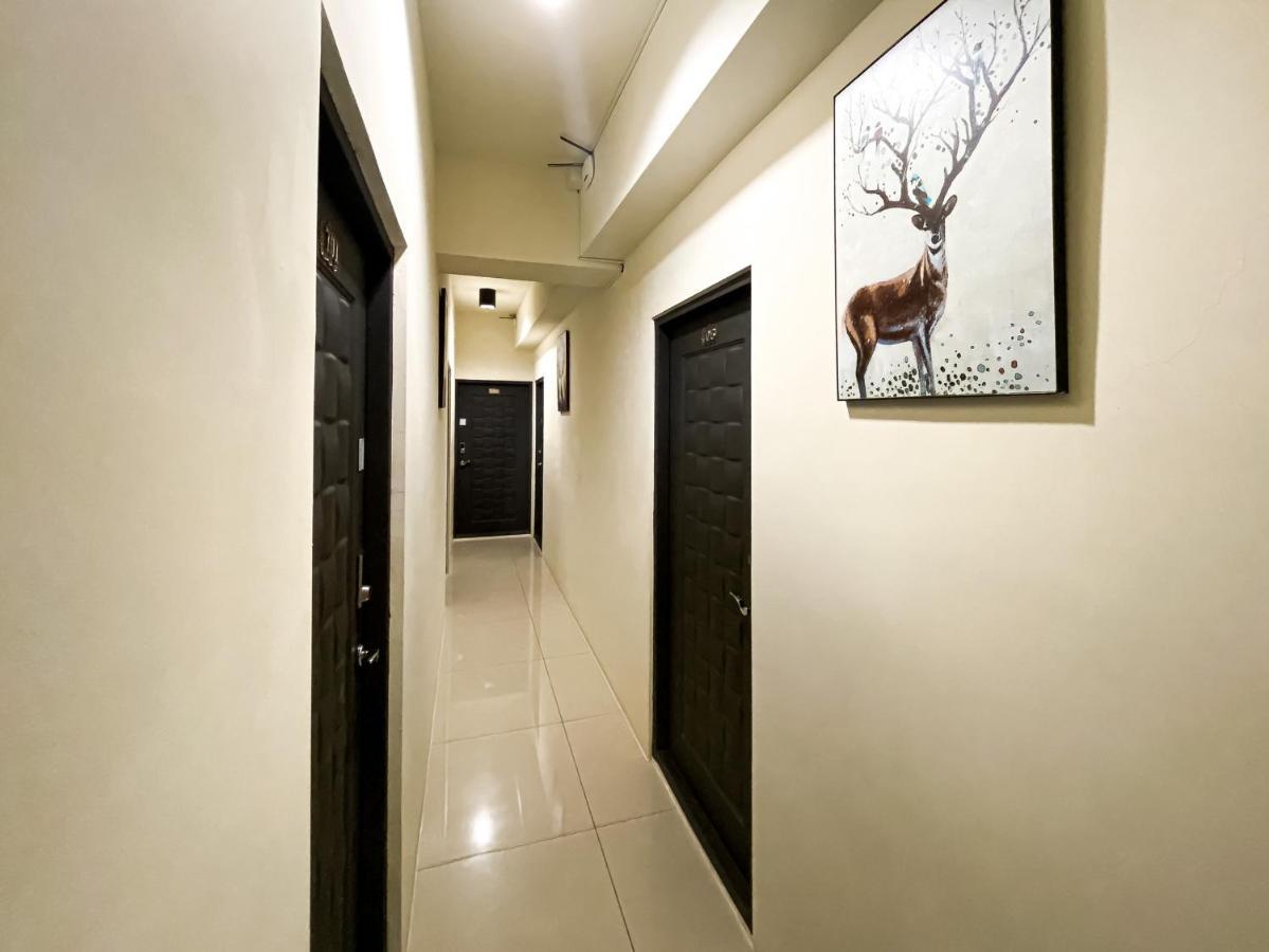 Adagio Hostel Taichung Buitenkant foto