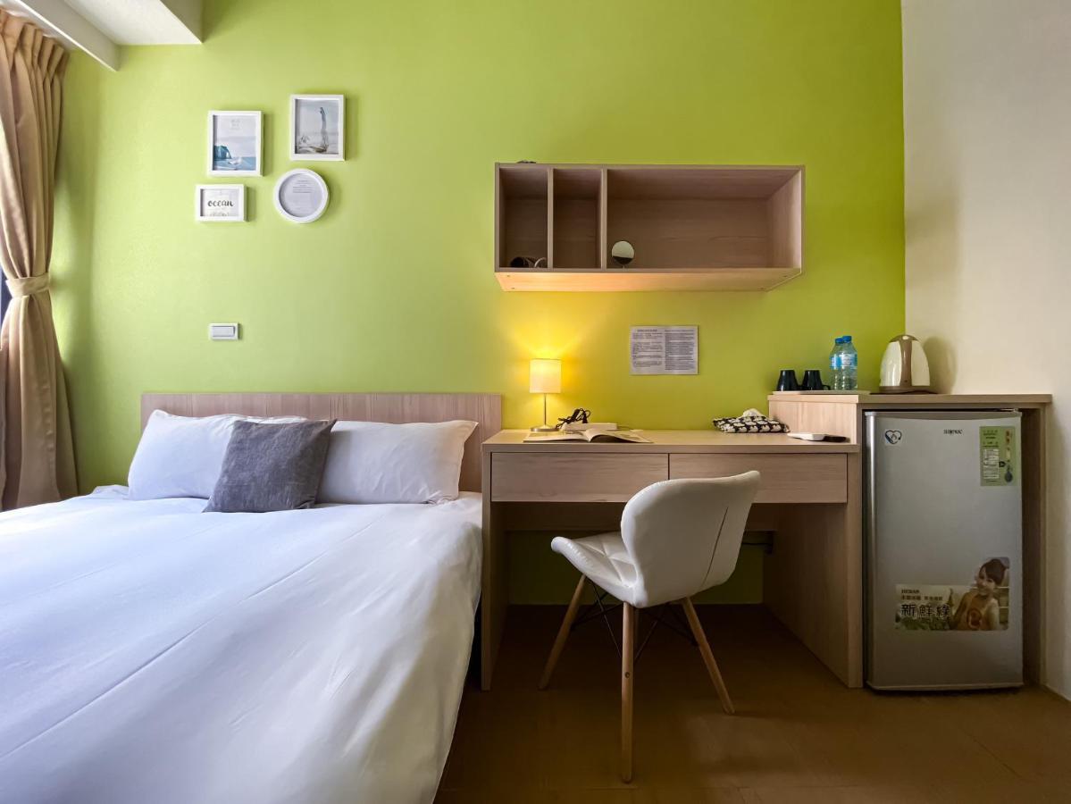Adagio Hostel Taichung Buitenkant foto