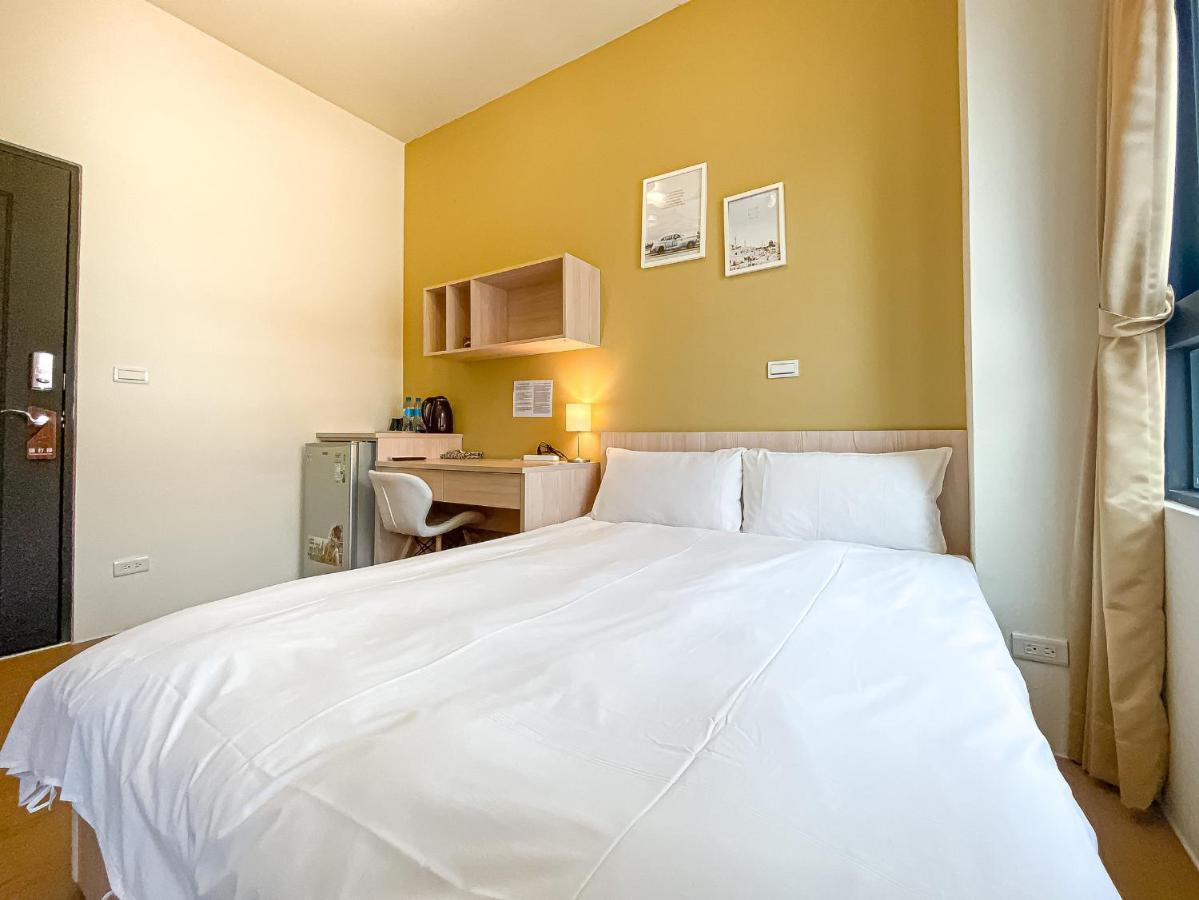 Adagio Hostel Taichung Buitenkant foto